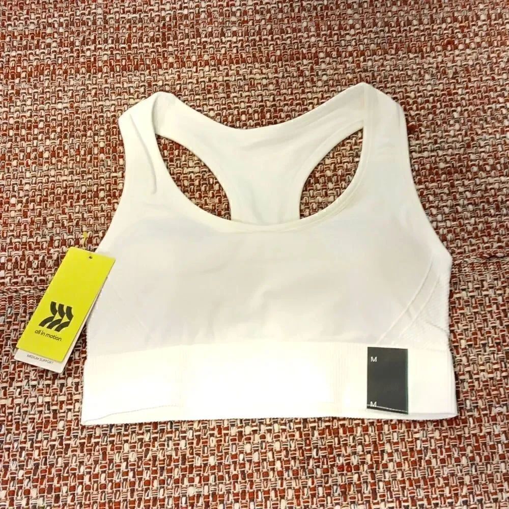 New All In Motion Racerback Pullover Seamless Sports Bra Medium